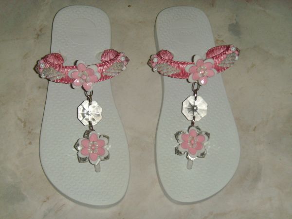 CHINELO "ROSA E BRANCO"